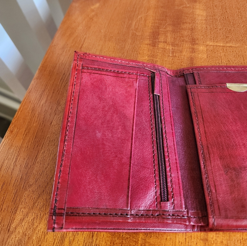 Red Embossed Leather Wallet - Picture 4 of 8